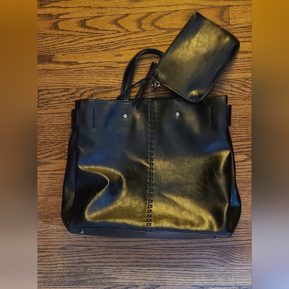 Zara | Black Faux Leather Tote - Picture 3 of 6